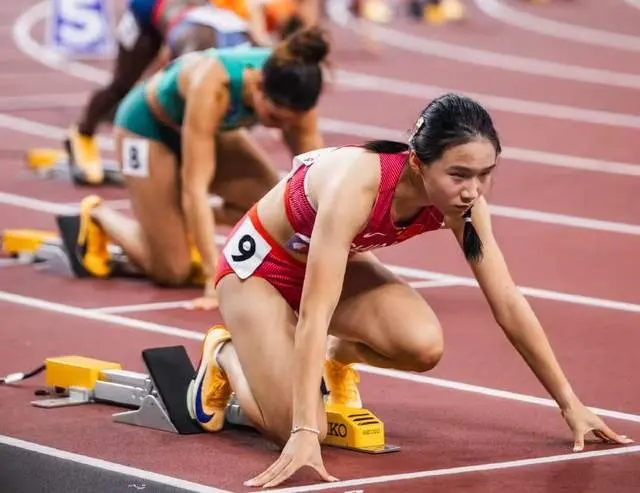 世界年轻选, 一点, 上沉重思想 世界年轻选, 一点, 上沉重思想