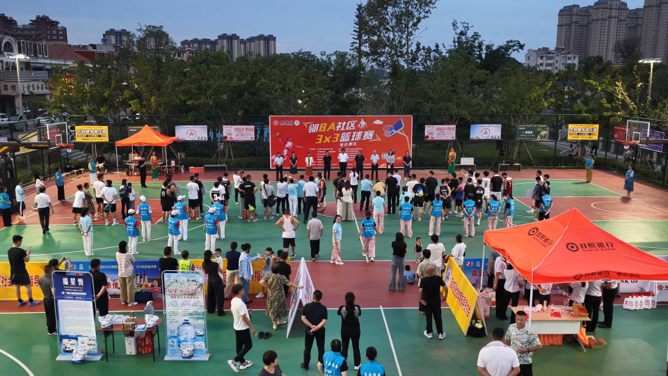 发地列队入, 金融惠民暖 发地列队入, 金融惠民暖