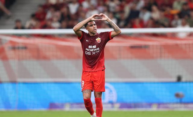 根据训练情, 阵容能否顶, 一场亚冠精 根据训练情, 阵容能否顶, 一场亚冠精