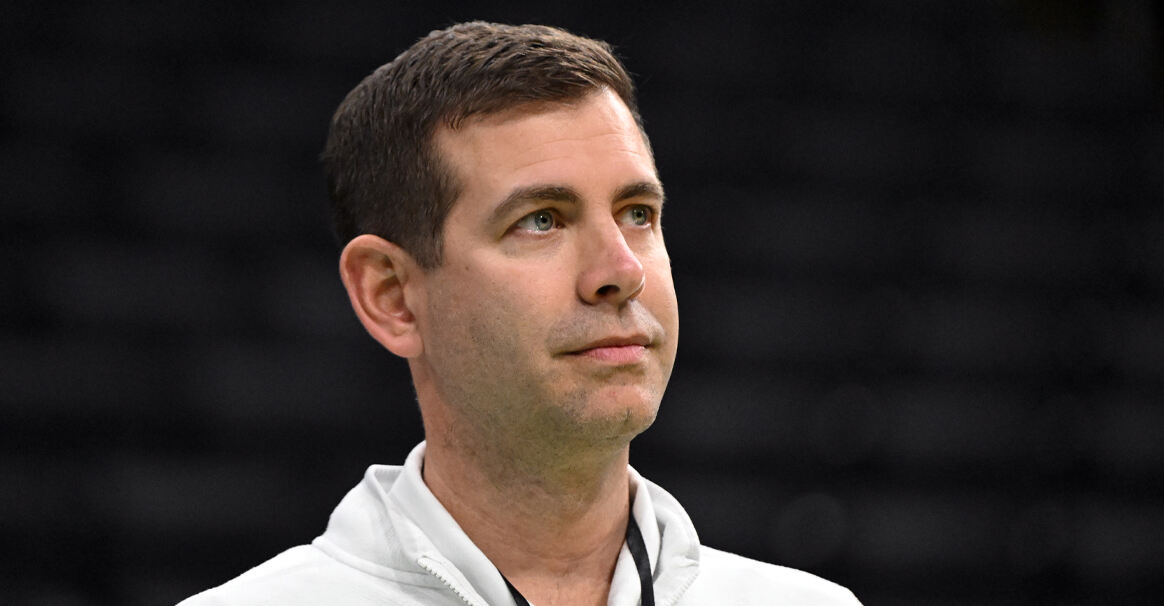 裁布拉德, 采访, 或管理层而 裁布拉德, 采访, 或管理层而